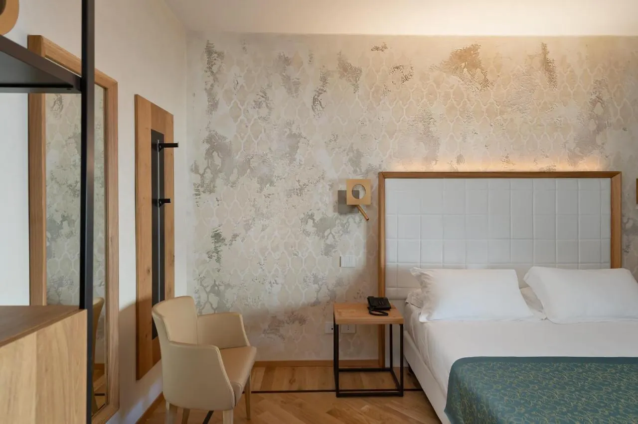 Cà Uberti Home Boutique Mantoue Maison d'hôtes